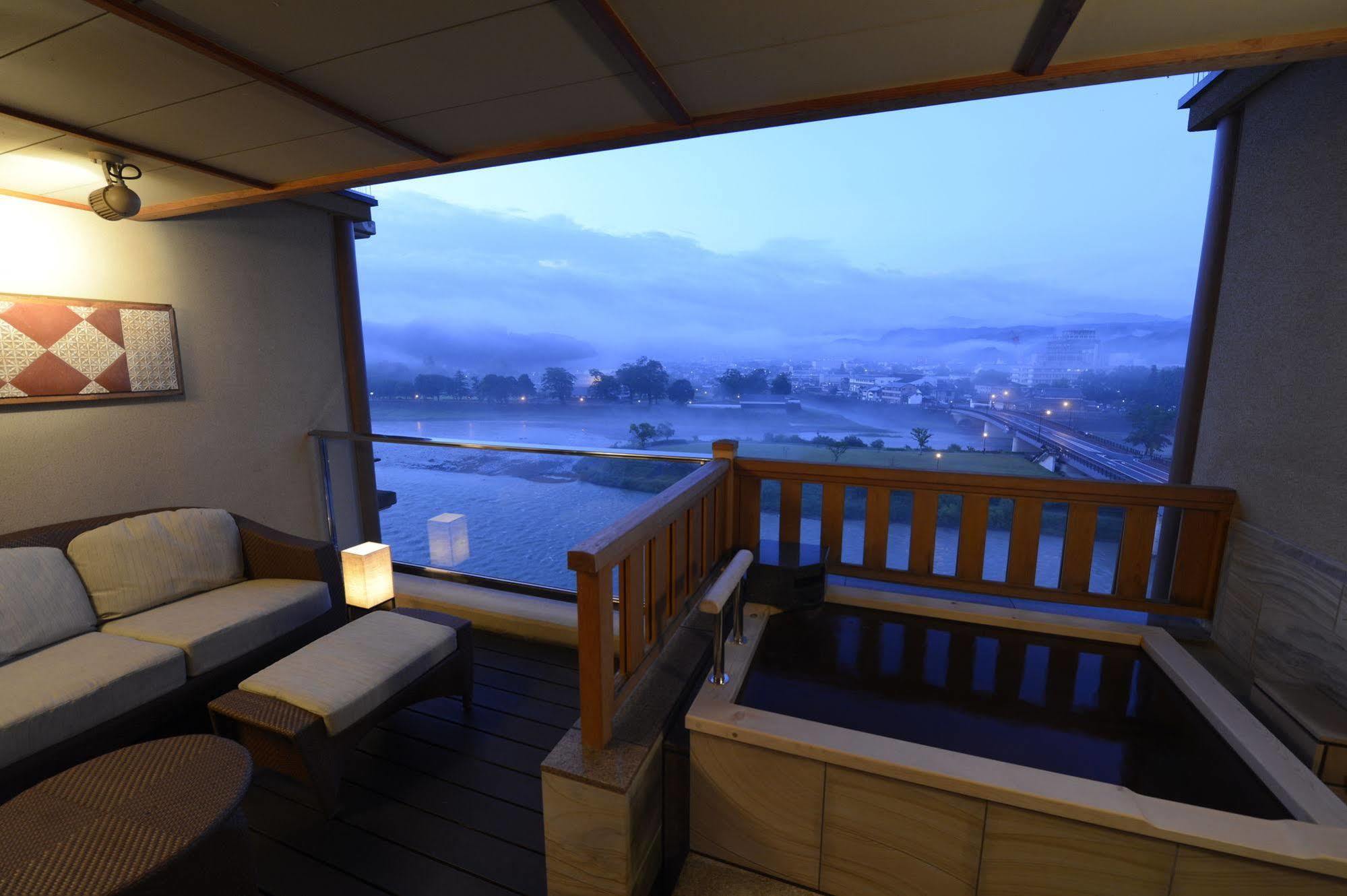 Ryokan Ayu No Sato Hitoyoshi Bagian luar foto