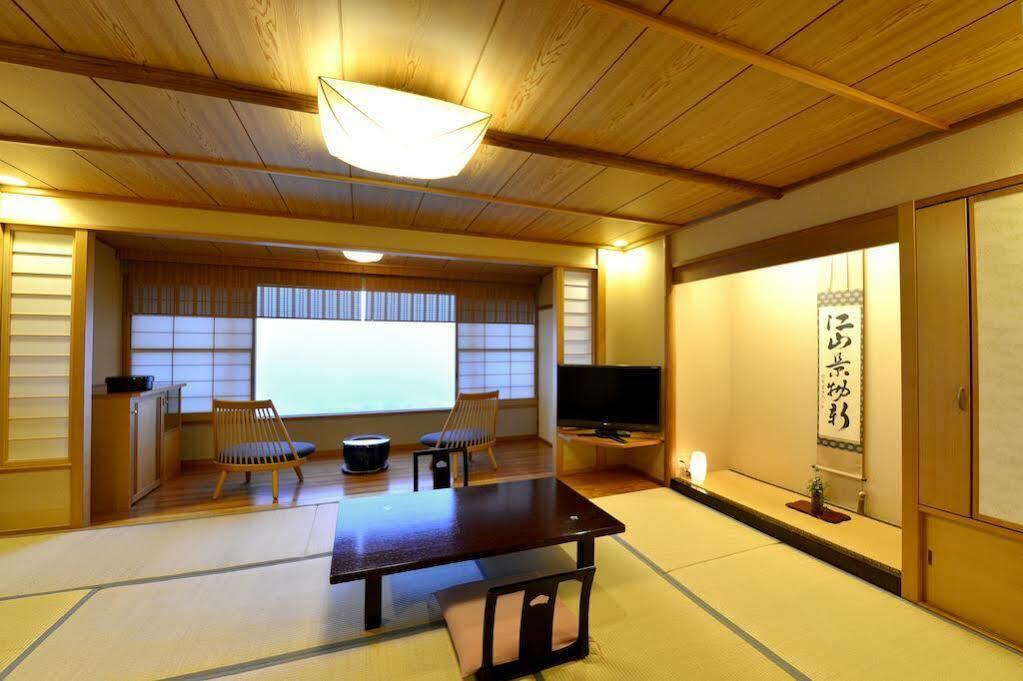Ryokan Ayu No Sato Hitoyoshi Bagian luar foto